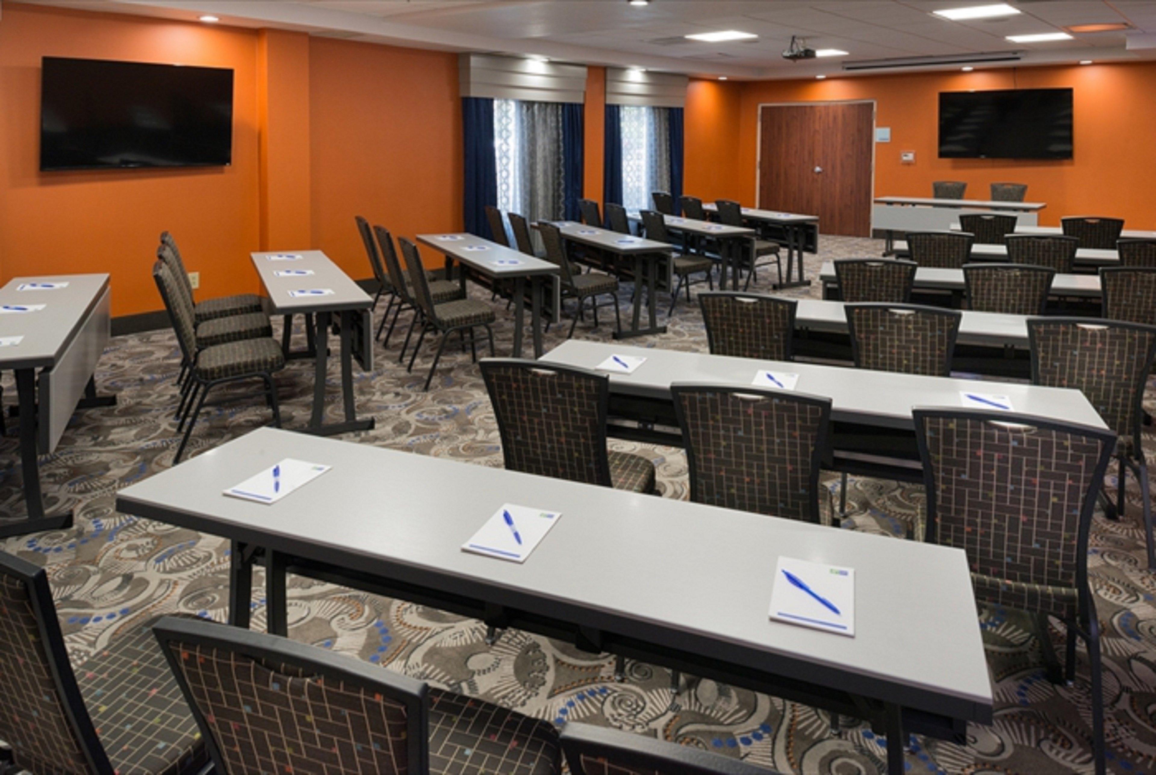 Holiday Inn Express & Suites Nashville Southeast - Antioch By Ihg Exterior foto