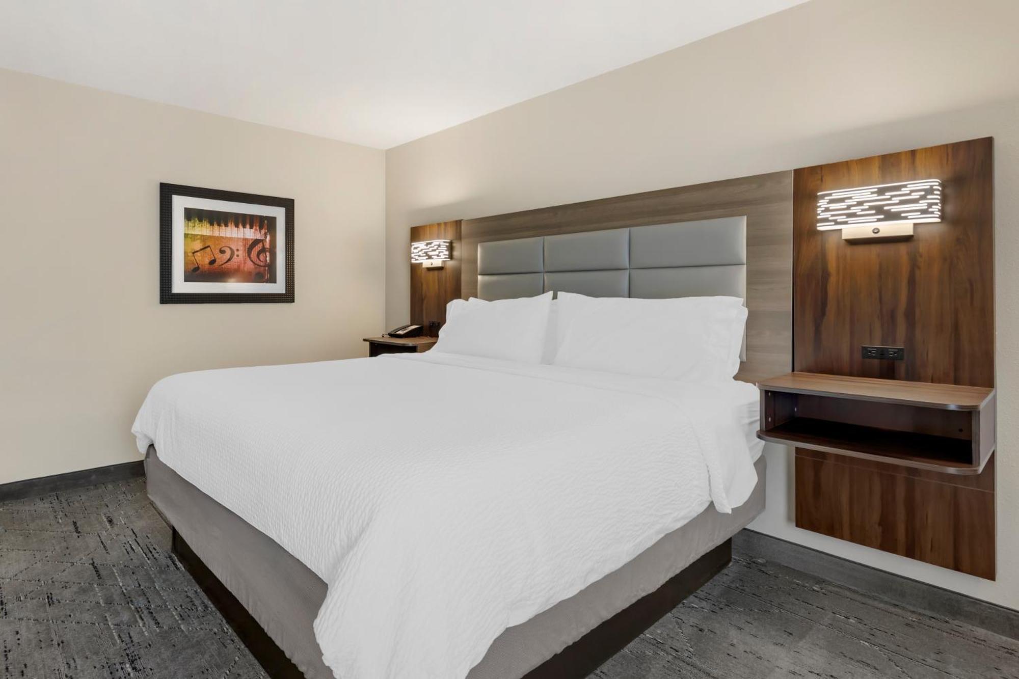 Holiday Inn Express & Suites Nashville Southeast - Antioch By Ihg Exterior foto